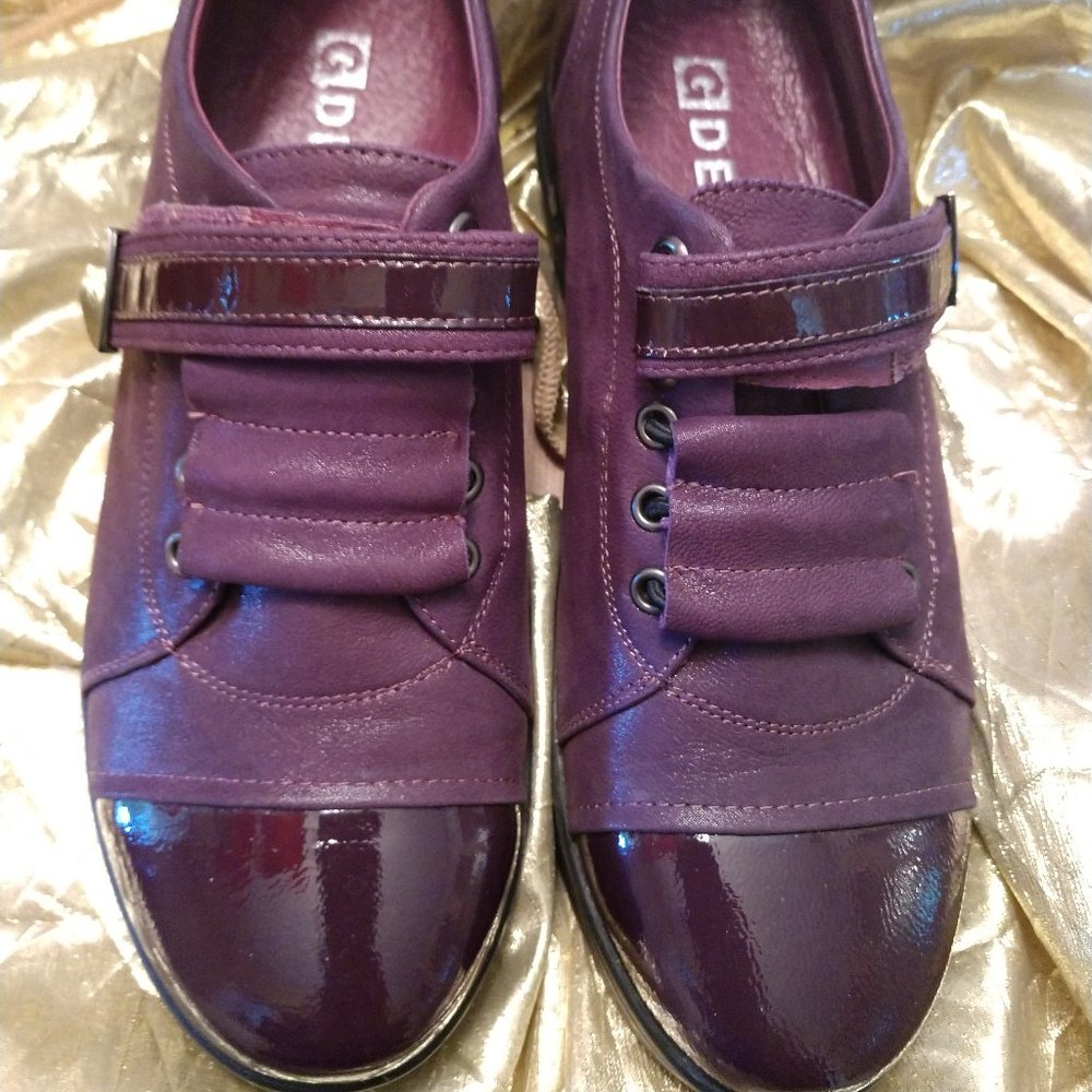 GDEFY Walking Active Comfort Shoes, Patent/Soft Lambskin Leather, Sz 7